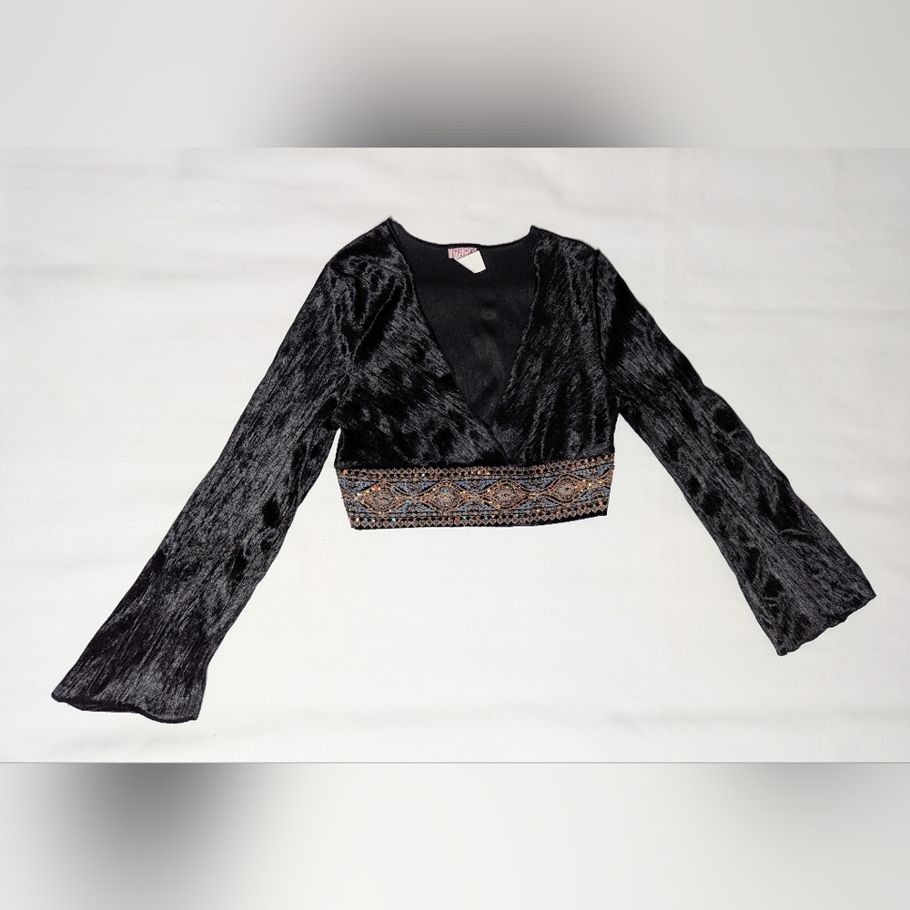 Lipstick Boutique Y2K Sequined Embroidered Velvety Crop Top Size: Large